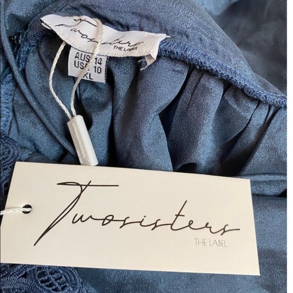 Mendoza Dress in Navy Blue - Size 10 - Picture 5 of 6